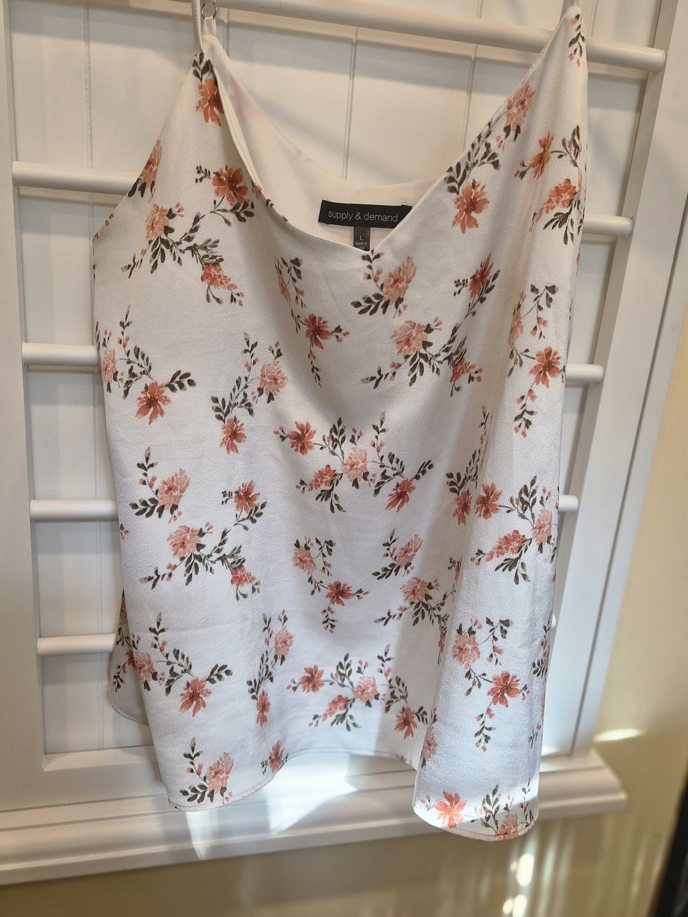 Supply & Demand White Floral Cami Top - Orange/Pink Floral Print